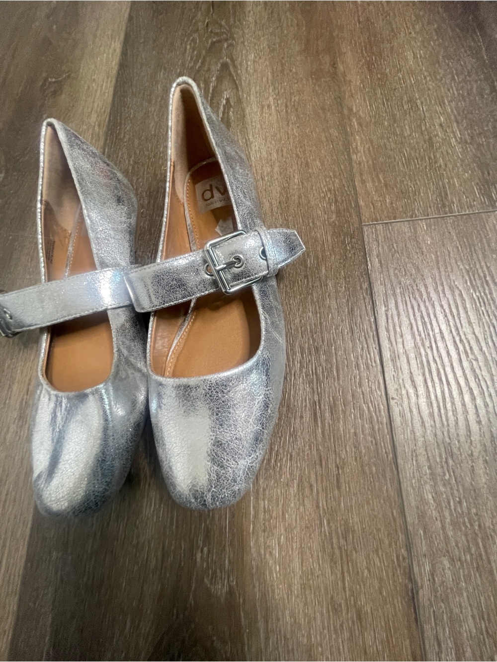 NWOT DV by Dolce Vita Silver Mary Jane Flats with Buckle Strap Square Toe 6.5 - Picture 3 of 6